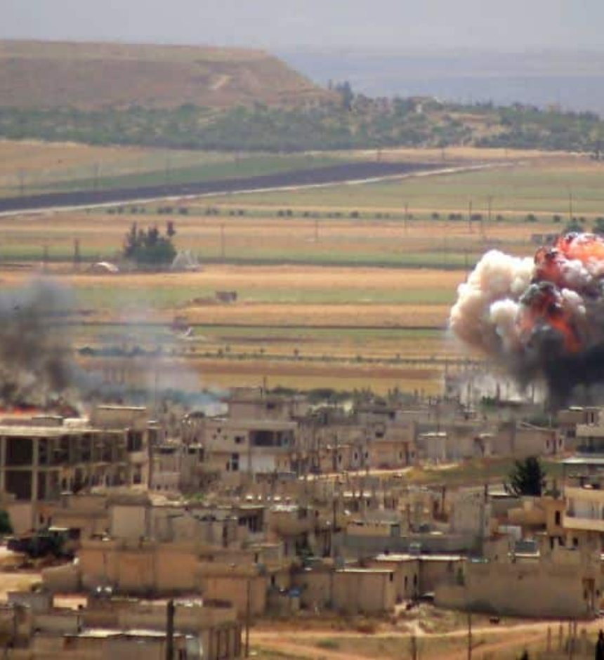 Oversiktsbilde av landsby hvor noe har eksplodert